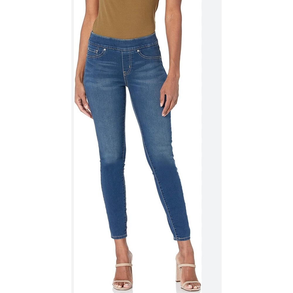 Levi Strauss Totally Shaping Pull-on Skinny Jeans Medium Wash Size 4